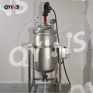 攪拌款雙層304不銹鋼反應(yīng)釜300L、500L、1000L